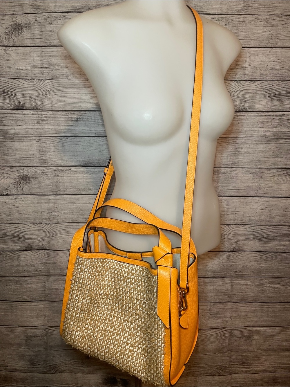 Kate Spade Woven Raffia & Linen 3-way handbag *Like New!*
